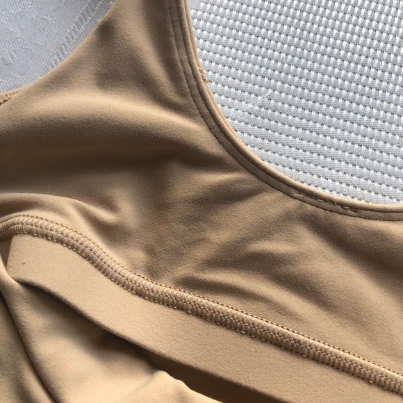 Lululemon Athletica Align Cropped Tan Tank-Top Women’s Size 4 Elastic V-Neck - Picture 10 of 16